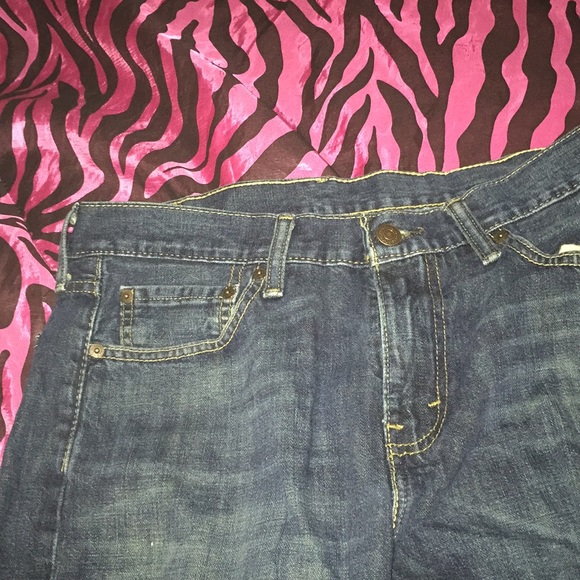Levi jeans 32x34 - Picture 2 of 2